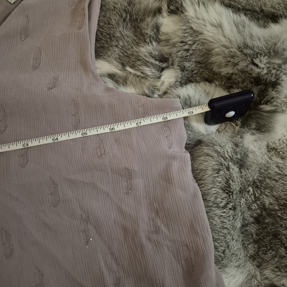 Women's Lavender Sleeveless Top - Picture 4 of 4